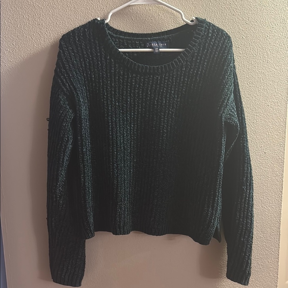 Women's Green Sweater
